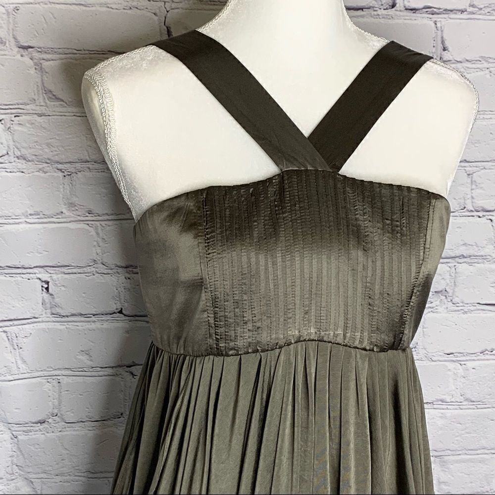 Alice + OLIVIA Silk light olive green draped dress - Picture 2 of 14